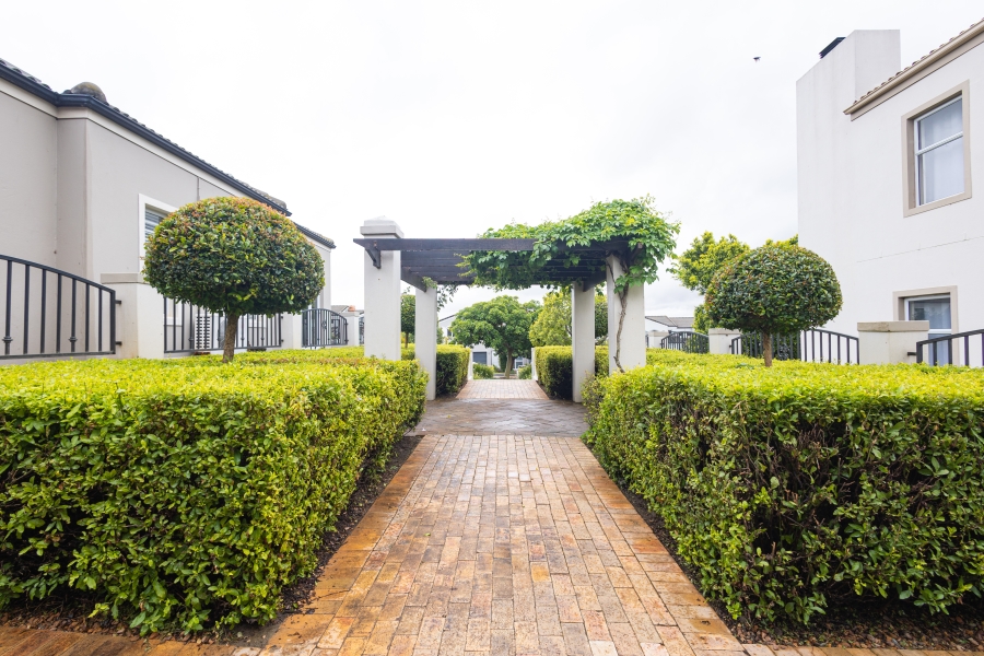 3 Bedroom Property for Sale in Avalon Estate Western Cape